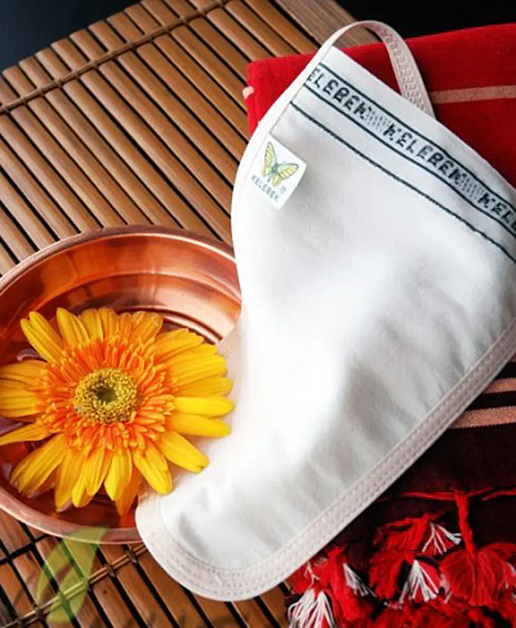 Текстиль для бани и СПА процедур, сланцы, мыло и аксессуары