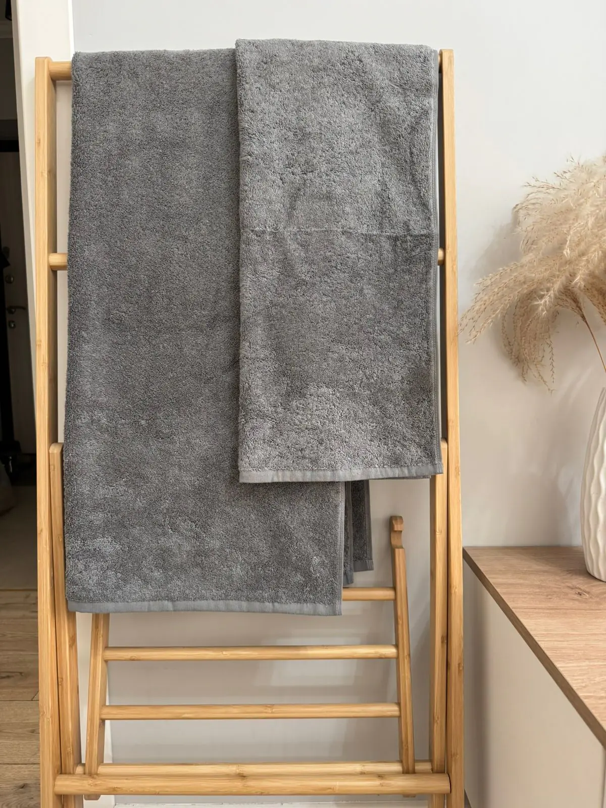 Махровые полотенца оптом для гостиниц, белые, 100% хлопок